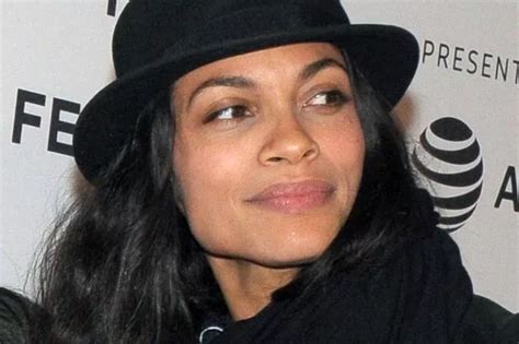 rosario dawson naked pics|Rosario Dawson strips COMPLETELY naked and refuses to let。